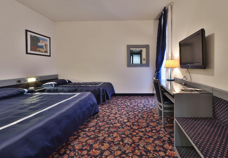 Economy Triple Room, San Giusto