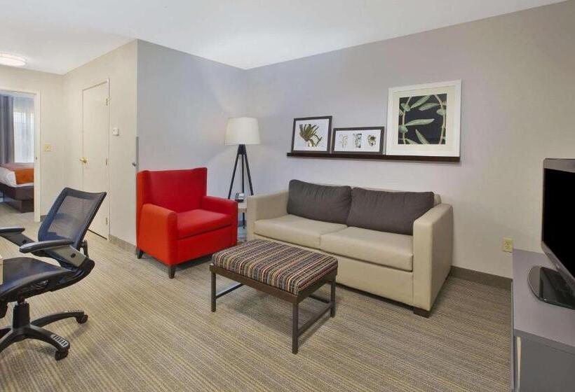 Люкс, Country Inn & Suites By Radisson, Big Rapids, Mi