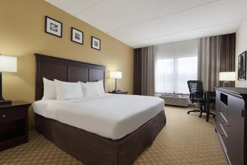 Номер Стандарт Кровать Кинг Адаптированный для Инвалидов, Country Inn & Suites By Radisson, St. Augustine Downtown Historic District, Fl