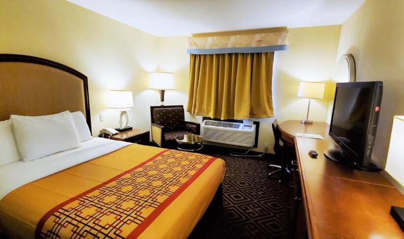Номер Стандарт, Travel Inn And Suites  Sikeston Miner I 55 Exit 67