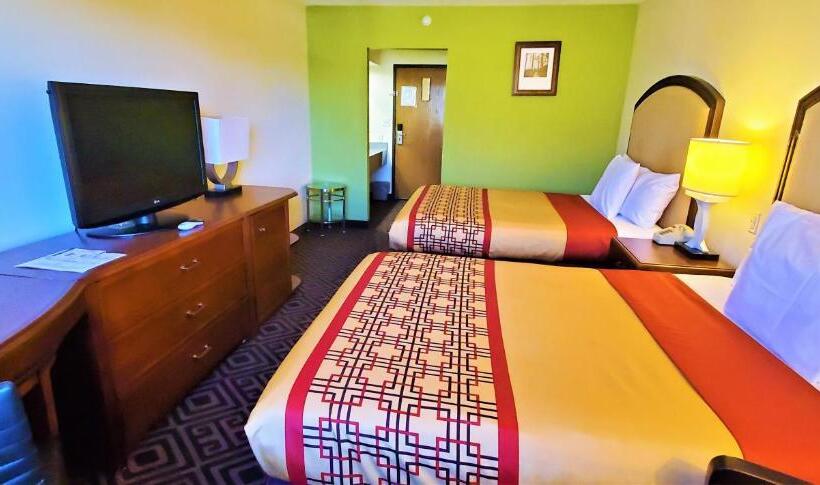 Номер Стандарт, Travel Inn And Suites  Sikeston Miner I 55 Exit 67