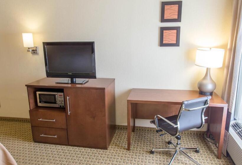 Номер Стандарт, Comfort Inn Hammond