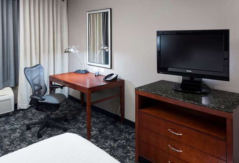 Номер Премиум, Hilton Omaha