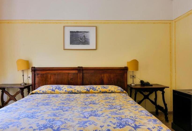 اتاق استاندارد, Club I Pini   Residenza D Epoca In Versilia