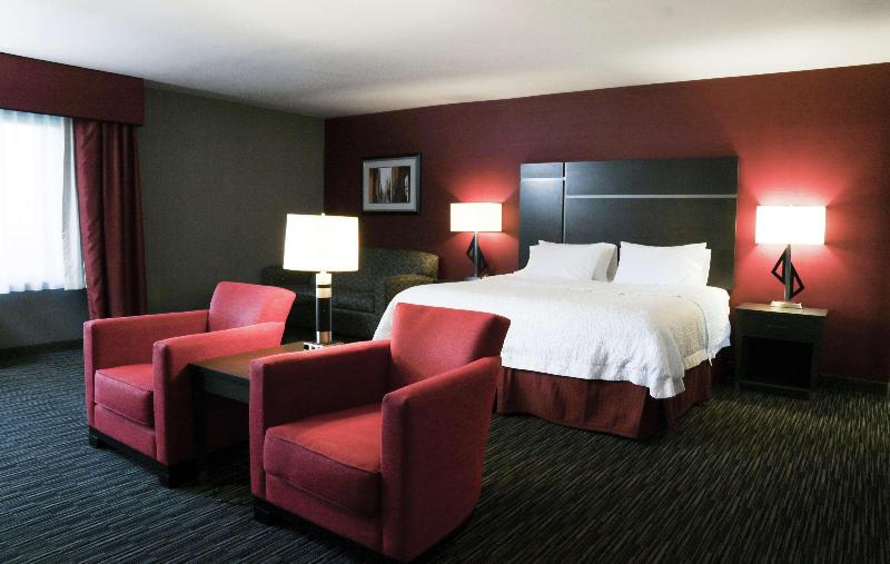 스탠다드 스튜디오 킹침대, Hampton Inn & Suites Temecula
