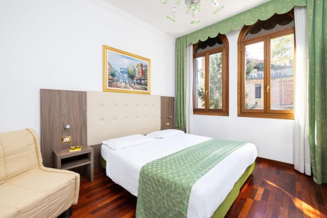 اتاق استاندارد, Villa Cipro
