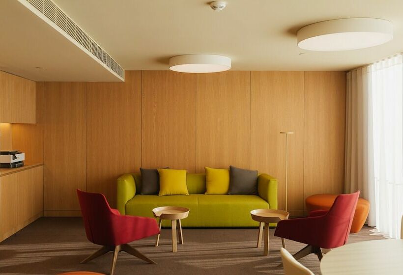 Suite Executiva, Lumen Hotel & The Lisbon Light Show
