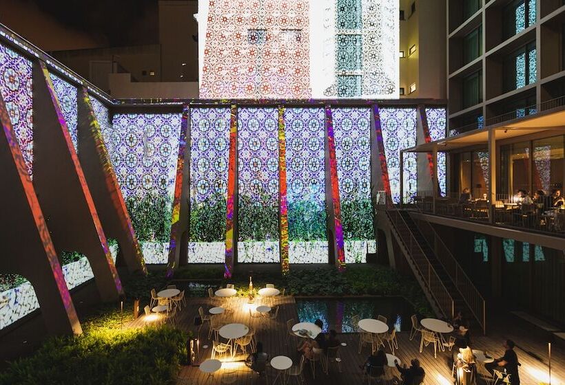 Quarto standart comunicado, Lumen Hotel & The Lisbon Light Show