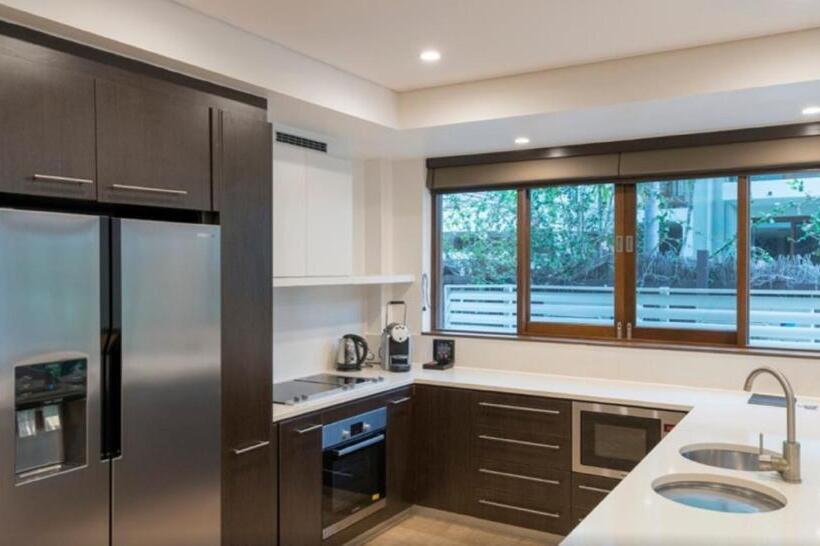 Вилла 3 Спальни, Luxury Apartments At Temple Resort And Spa Port Douglas