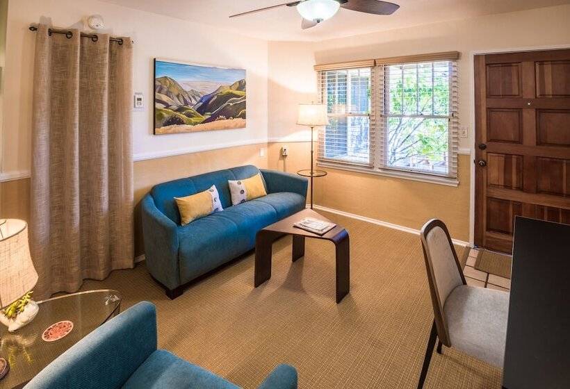 Студия Deluxe, Harbor House Inn