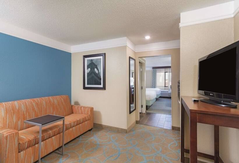اتاق لوکس, La Quinta By Wyndham Elizabethtown