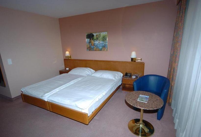Standardzimmer, Le Cedre