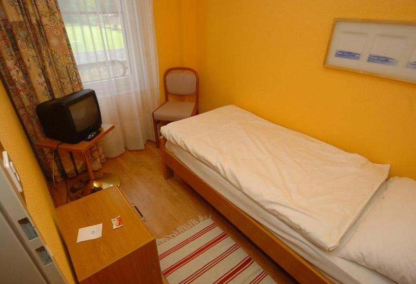 3-Bett-Standardzimmer, Le Cedre