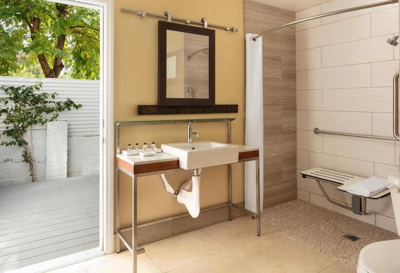 اتاق لوکس با تخت بزرگ, Movie Colony Hotel   Adults Only