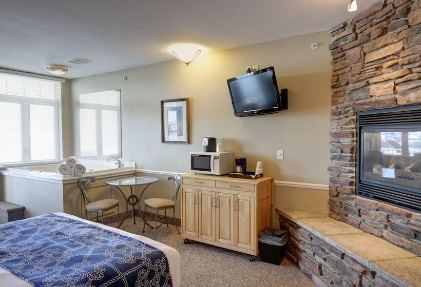 Номер Deluxe Вид на Озеро, Weathervane Inn