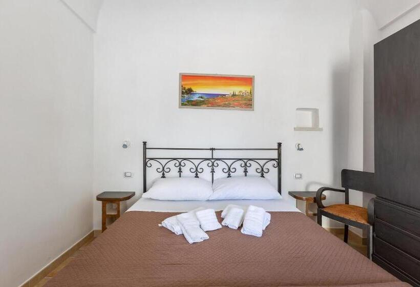 اتاق استاندارد سه نفره, B&b Mariano