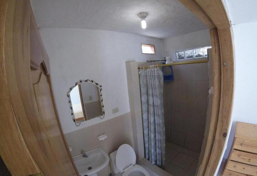 اتاق لوکس, Montañita Garden Hostal