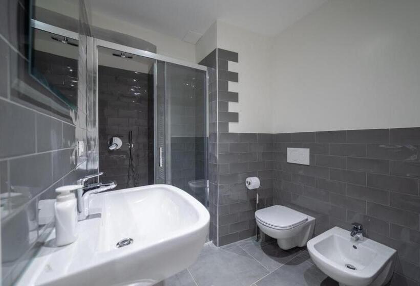 اتاق استاندارد یک نفره, To.sta Bwithoutb Home Sharing Nel Centro Di Torino