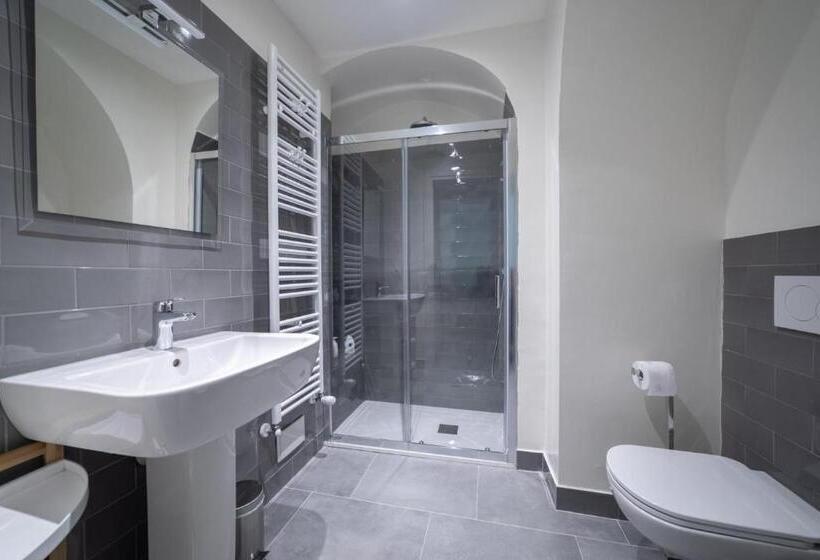 اتاق استاندارد سه نفره, To.sta Bwithoutb Home Sharing Nel Centro Di Torino