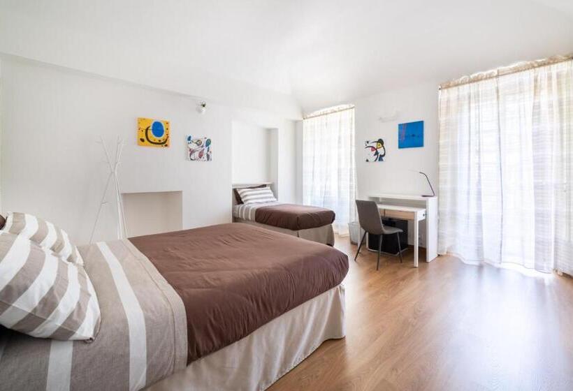 اتاق استاندارد سه نفره, To.sta Bwithoutb Home Sharing Nel Centro Di Torino