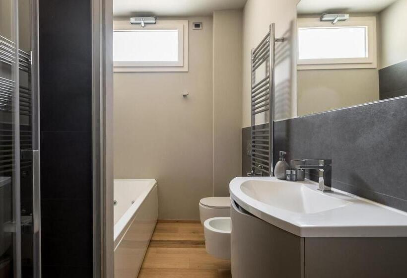 آپارتمان 3 خوابه, Aparthotel Sant Orsola