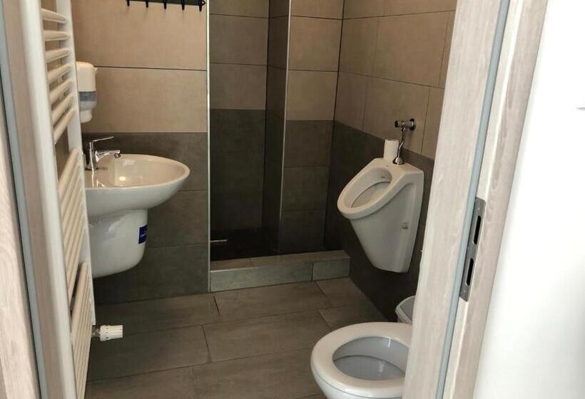 Семейный Номер, Juno Apartman Vendégház