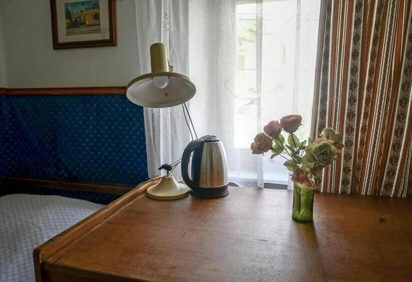 اتاق استاندارد یک نفره, Pont Vendégház