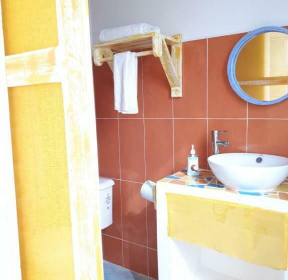 اتاق اساندارد با چشم‌انداز جانبی به دریا, Casa Vainilla Holbox Island
