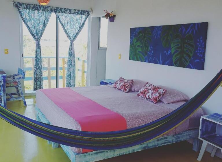 اتاق اساندارد با چشم‌انداز جانبی به دریا, Casa Vainilla Holbox Island