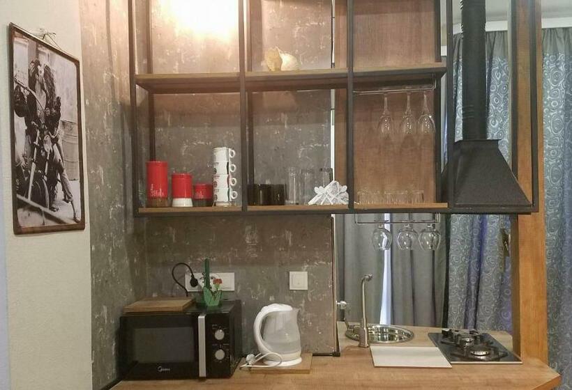 آپارتمان 1 خوابه, Cozy Home In Old Tbilisi