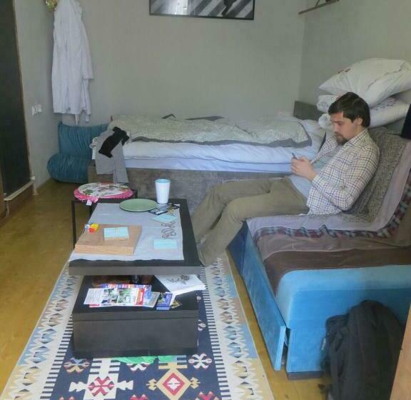آپارتمان 1 خوابه, Cozy Home In Old Tbilisi