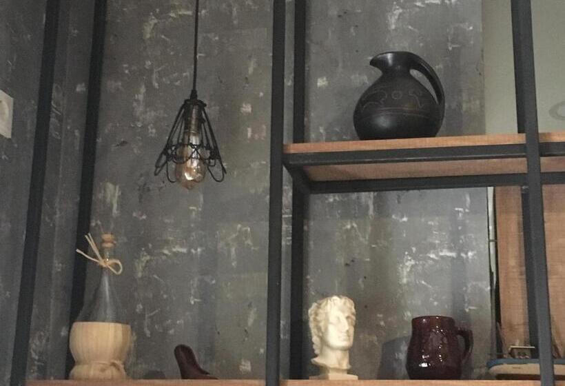 آپارتمان 1 خوابه, Cozy Home In Old Tbilisi