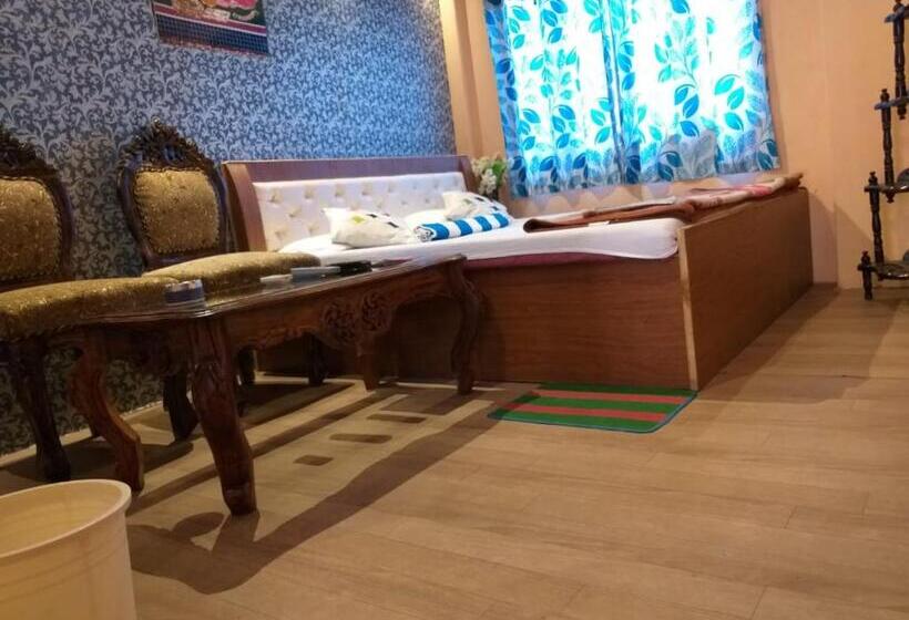 豪华房间, Buddha Guest House