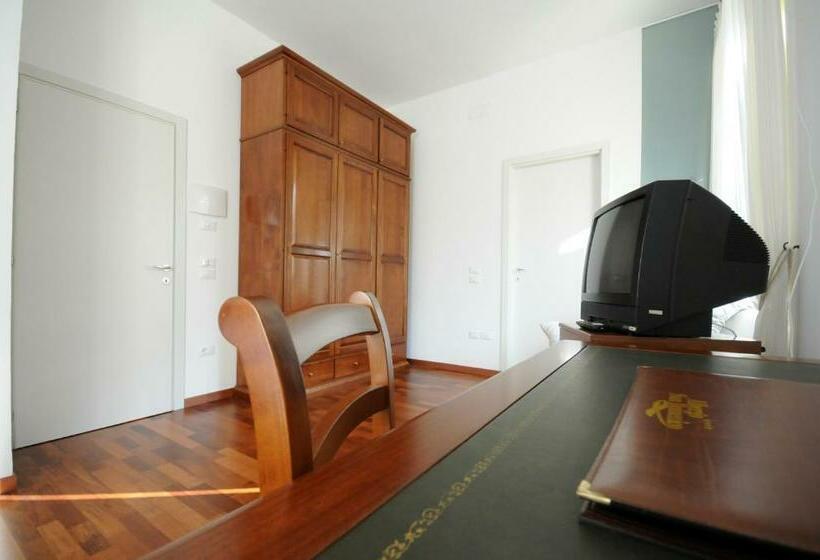 Номер Стандарт Индивидуальный, Guest House Domus Urbino