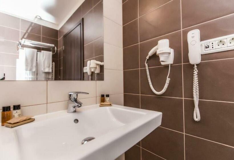 اتاق استاندارد, Grand Hotel Belvedere