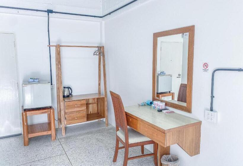 اتاق لوکس, Bangsaphan Resort
