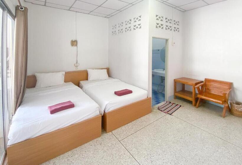 اتاق استاندارد با بالکن, Bangsaphan Resort