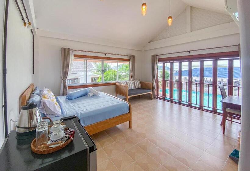 اتاق لوکس با چشم‌انداز دریا, Bangsaphan Resort