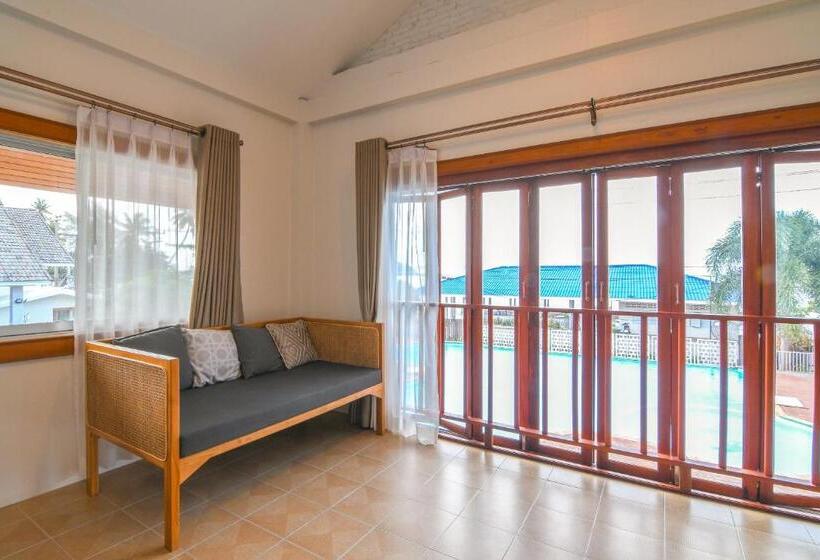 اتاق لوکس با چشم‌انداز دریا, Bangsaphan Resort