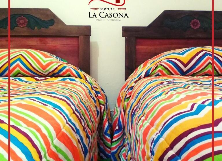 اتاق استاندارد سه نفره, La Casona