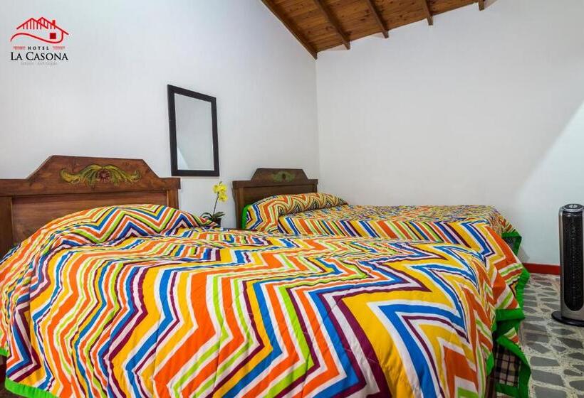 اتاق استاندارد چهار تخته, La Casona