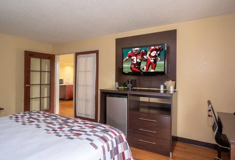 Люкс, Red Roof Inn & Suites Indianapolis Airport
