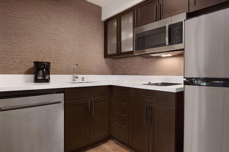 스위트, Residence Inn Sacramento Folsom