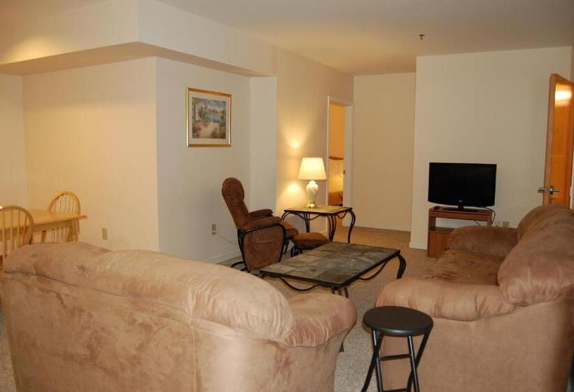 Люкс Deluxe 2 Спальни, Microtel Inn & Suites By Wyndham Plattsburgh