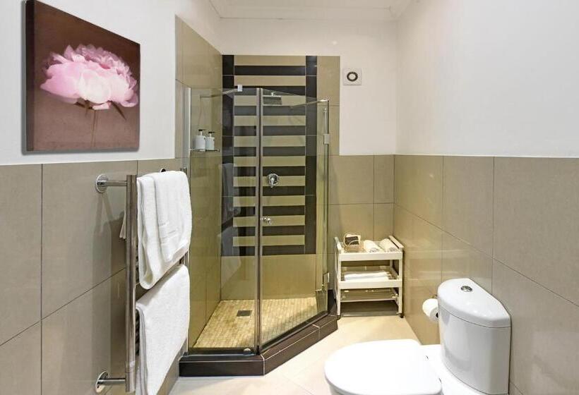 Номер Basic, The Coach House