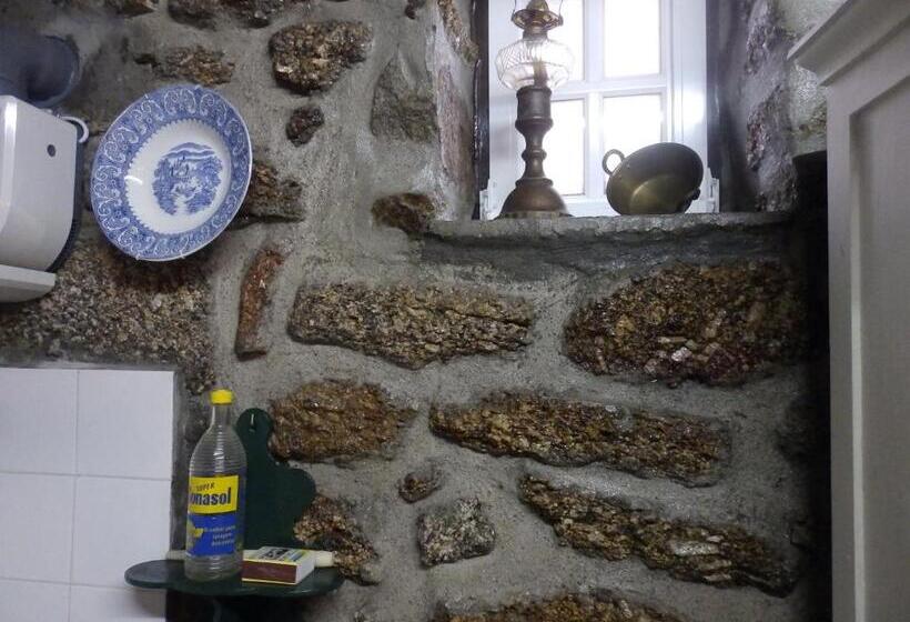 Дом 2 Спальни, Casas Do Durão Memories House