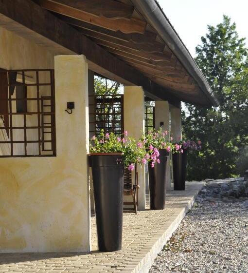 Номер Стандарт, Premiata Osteria Dei Fiori