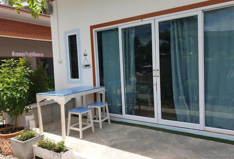 Четырехместный Номер Deluxe, บ้านหมอบิวรีสอร์ทเชียงคาน Baanmhorbiwresortchiangkhan