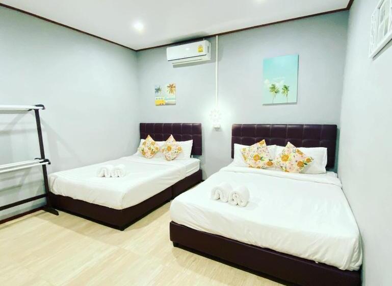 Четырехместный Номер Deluxe, บ้านหมอบิวรีสอร์ทเชียงคาน Baanmhorbiwresortchiangkhan