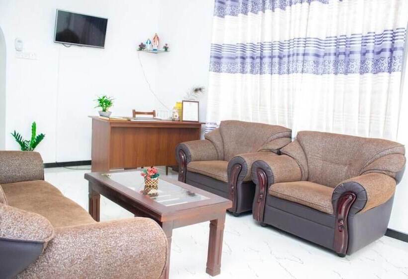 Quarto Deluxe, Funwhales Rest House